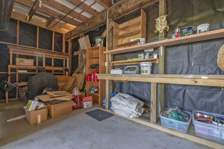 Photo of property in 2 Puriri Place, Whitianga, 3510