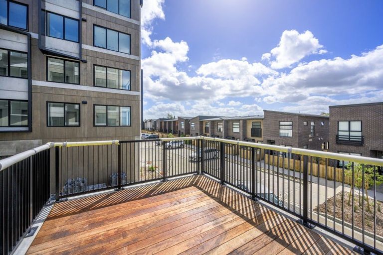 Photo of property in 148 Mcleod Road, Te Atatu South, Auckland, 0610