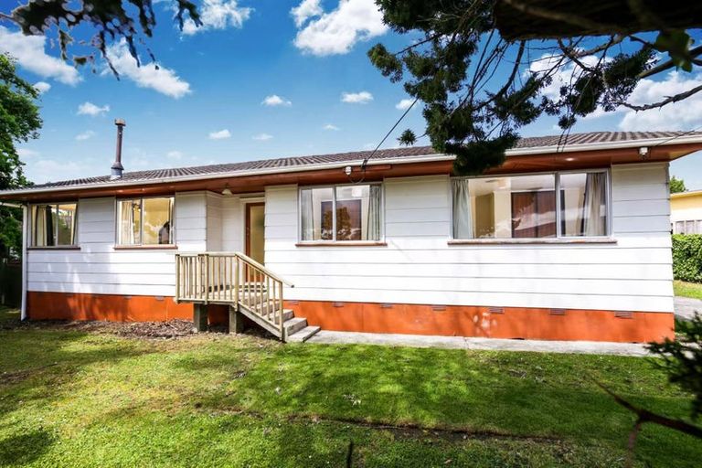 Photo of property in 4 Forest Hill Road, Henderson, Auckland, 0612
