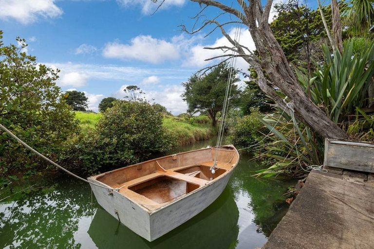 Photo of property in 13b Otanerua Road, Hatfields Beach, Orewa, 0931