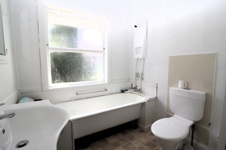 Photo of property in 13 Ormond Street, Woodville, 4920