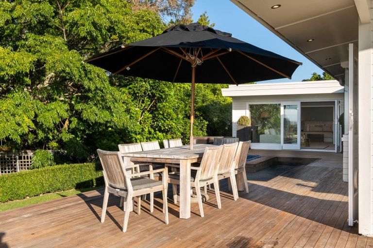 Photo of property in 55 Puflett Road, Havelock North, 4130