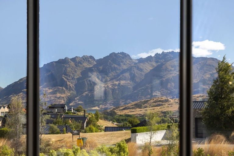 Photo of property in 19 Glenfiddich Road, Jacks Point, Queenstown, 9371