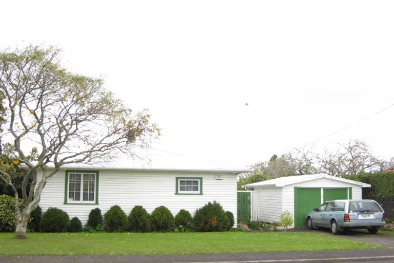 Photo of property in 32 Davies Road, Hurdon, New Plymouth, 4310