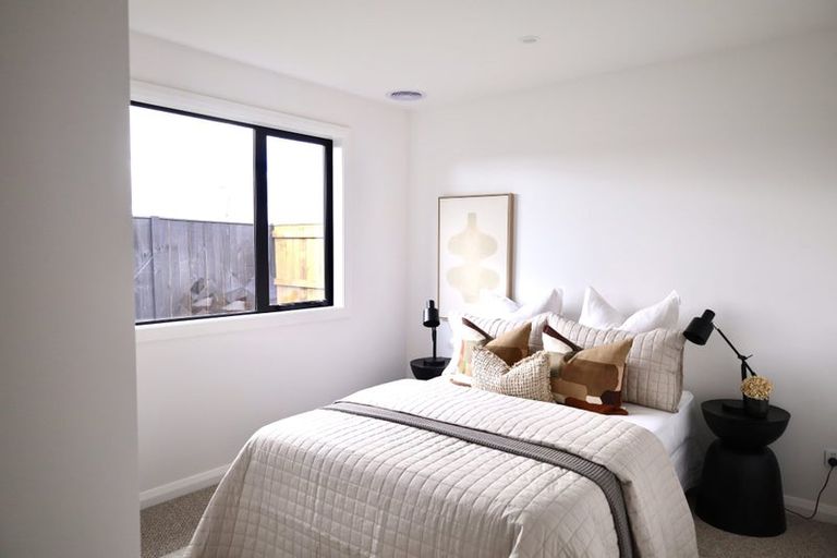 Photo of property in 104 Freedom Drive, Kelvin Grove, Palmerston North, 4414