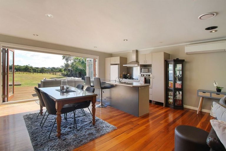 Photo of property in 7 Buchanan Road, Kingseat, Papakura, 2580