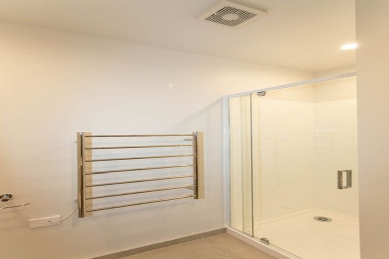 Photo of property in 10/30 Frederick Street, Waltham, Christchurch, 8011