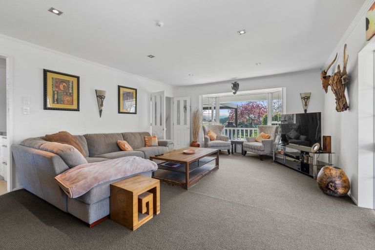 Photo of property in 2 Lees Pakaraka Road, Te Ore Ore, Masterton, 5886