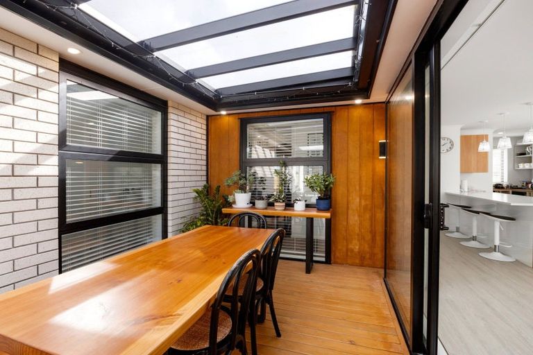 Photo of property in 19 Inuwai Street, Glenview, Hamilton, 3206