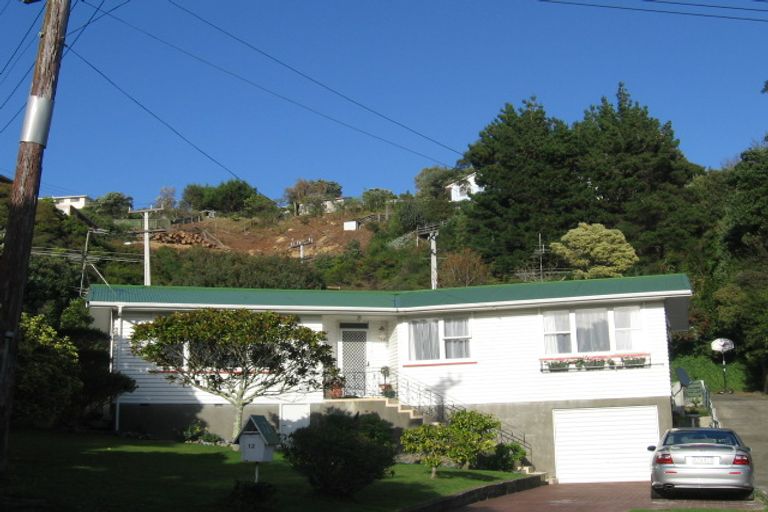 Photo of property in 12 Taupo Crescent, Plimmerton, Porirua, 5026