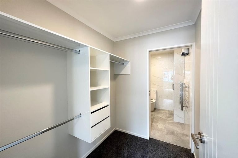 Photo of property in 31 Combat Street, Papakura, 2110