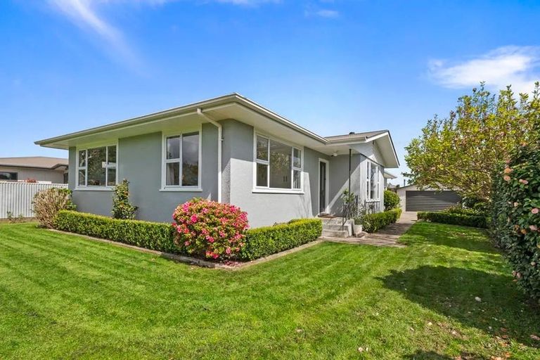 Photo of property in 42 Park Road, West End, Palmerston North, 4412