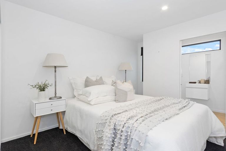 Photo of property in 138e Holly Road, St Albans, Christchurch, 8014