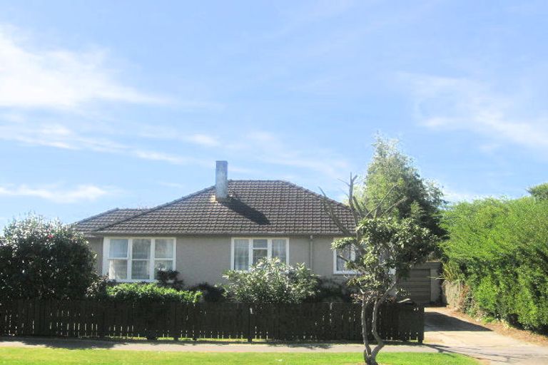 Photo of property in 2 Puriri Crescent, Hillcrest, Rotorua, 3015