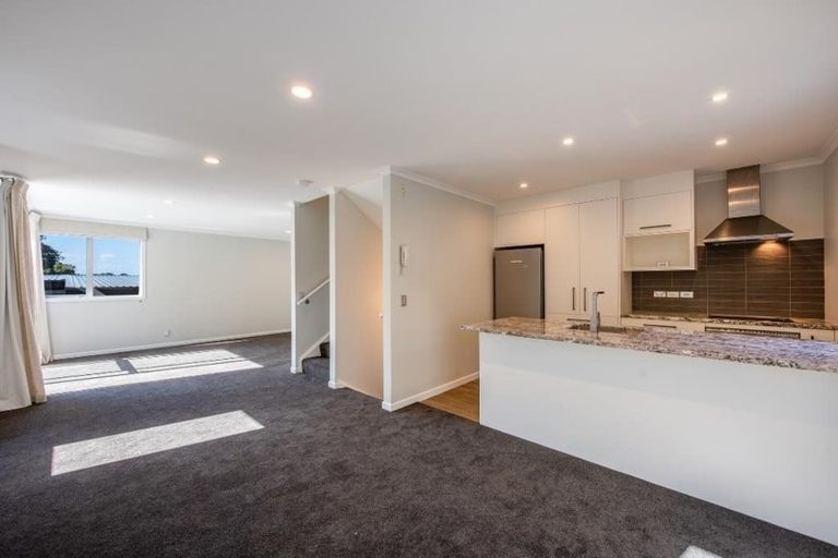 Photo of property in 9/27 The Rigi, Northland, Wellington, 6012