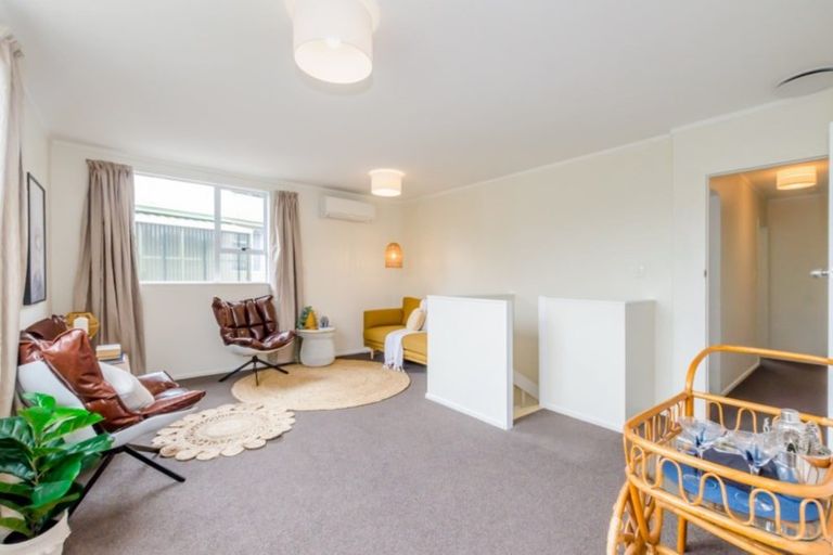 Photo of property in 33b Menin Road, Raumati South, Paraparaumu, 5032