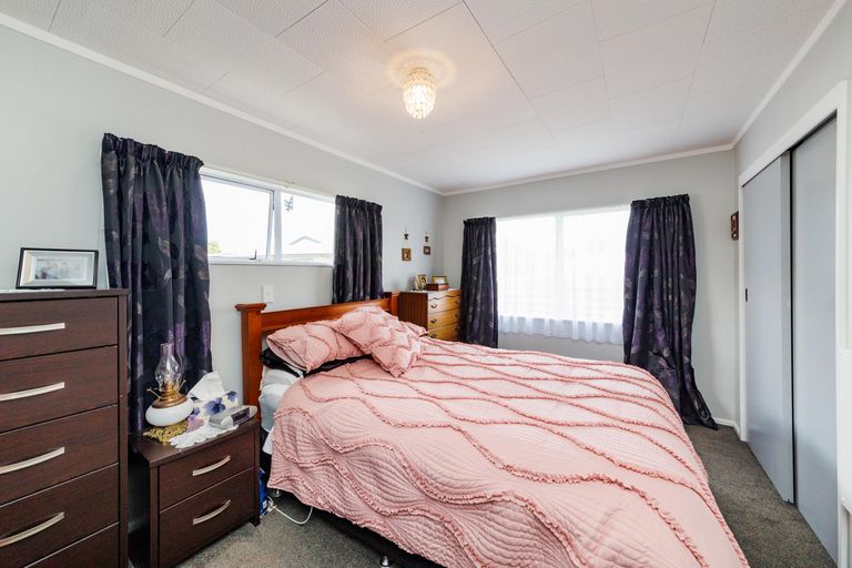 Photo of property in 58a Geraldine Crescent, Cloverlea, Palmerston North, 4412