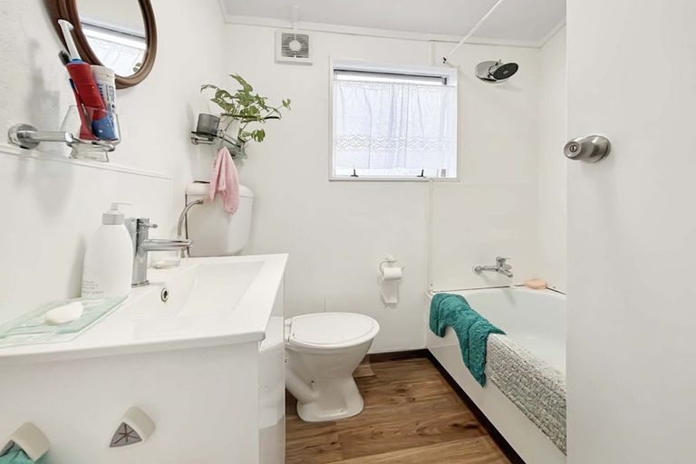 Photo of property in 31b Pharazyn Street, Melling, Lower Hutt, 5010