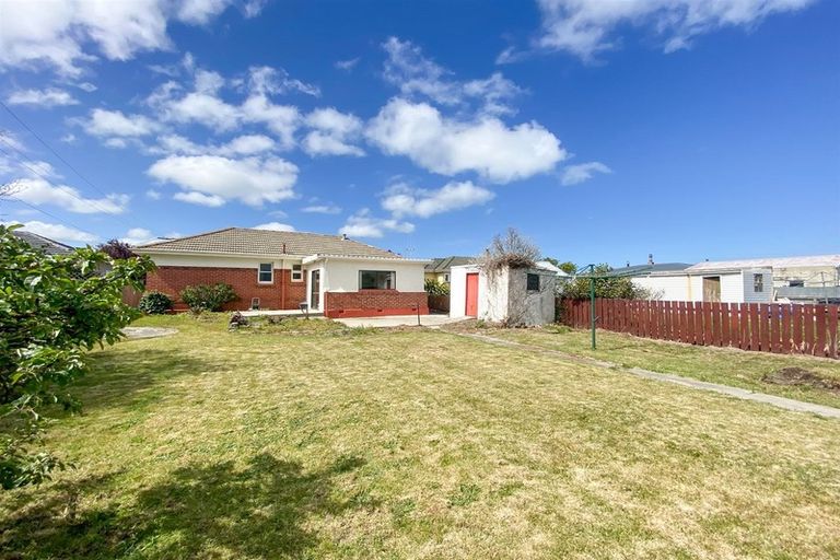 Photo of property in 17 Balmoral Street, Oamaru North, Oamaru, 9400