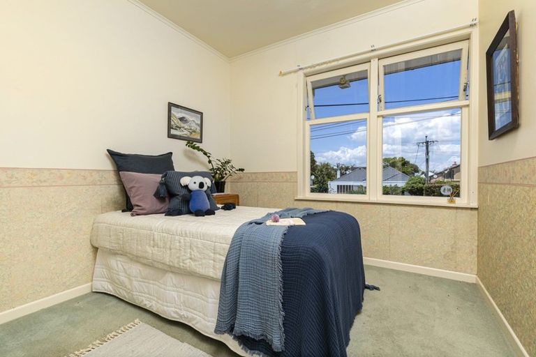 Photo of property in 58 Williamson Avenue, Belmont, Auckland, 0622