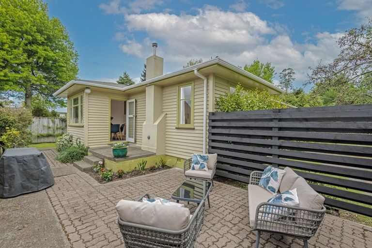 Photo of property in 484 College Street, Hokowhitu, Palmerston North, 4410