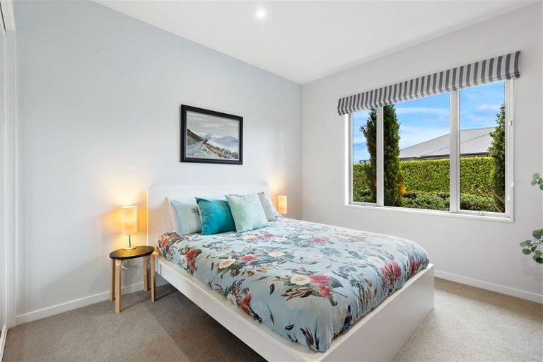 Photo of property in 5 Archrob Avenue, Prebbleton, 7604