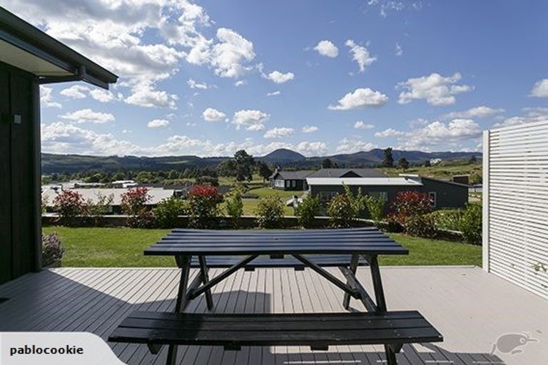 Photo of property in 15 Kittyhawk Drive, Kinloch, Taupo, 3377