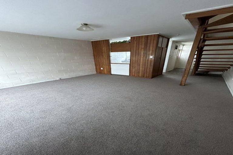 Photo of property in 267 Massey Road, Mangere East, Auckland, 2024