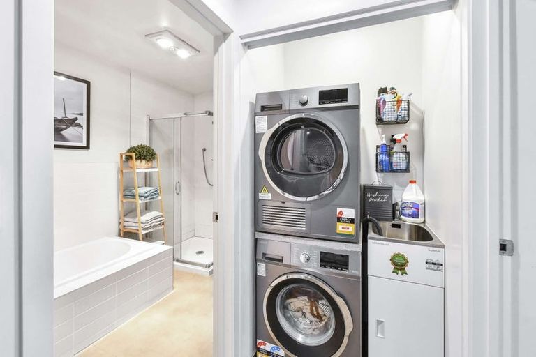 Photo of property in 4/3 Woolfield Road, Papatoetoe, Auckland, 2025