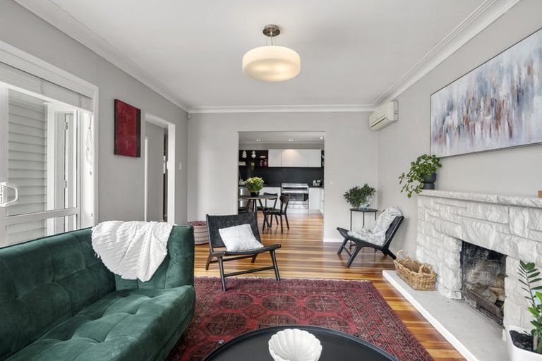 Photo of property in 1/50 Muir Avenue, Mangere Bridge, Auckland, 2022