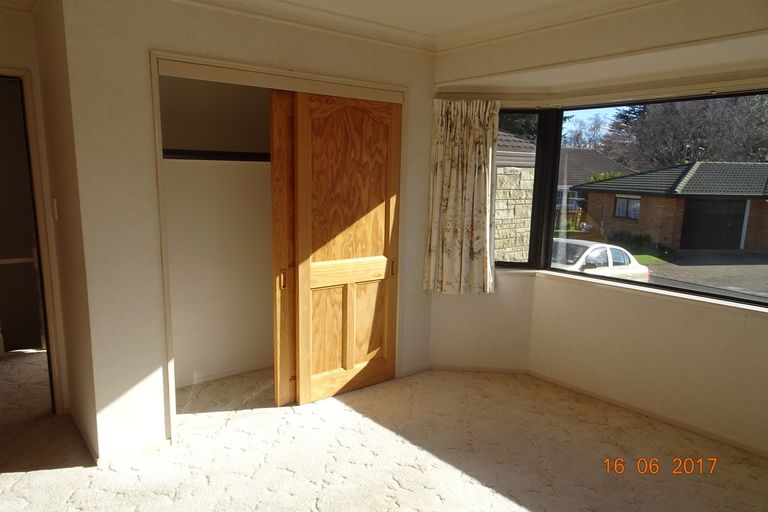 Photo of property in 4b Begonia Way, Greerton, Tauranga, 3112