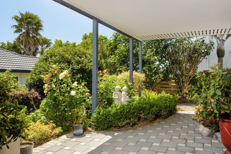 Photo of property in 27 La Cumbre Close, Bethlehem, Tauranga, 3110