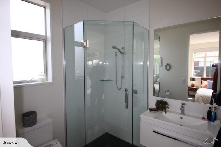 Photo of property in 1/51 Sheldon Street, Woolston, Christchurch, 8023