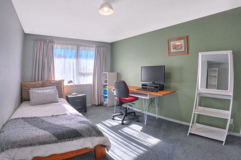 Photo of property in 452 Halswell Road, Halswell, Christchurch, 8025