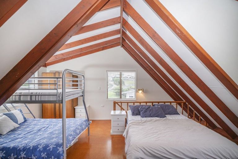 Photo of property in 16 Rabbit Way, Whitianga, 3510