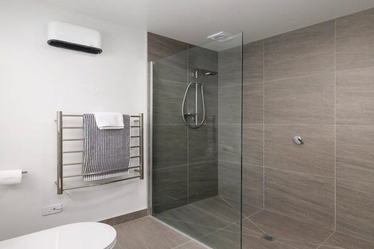 Photo of property in 2/152 Woodham Road, Linwood, Christchurch, 8062