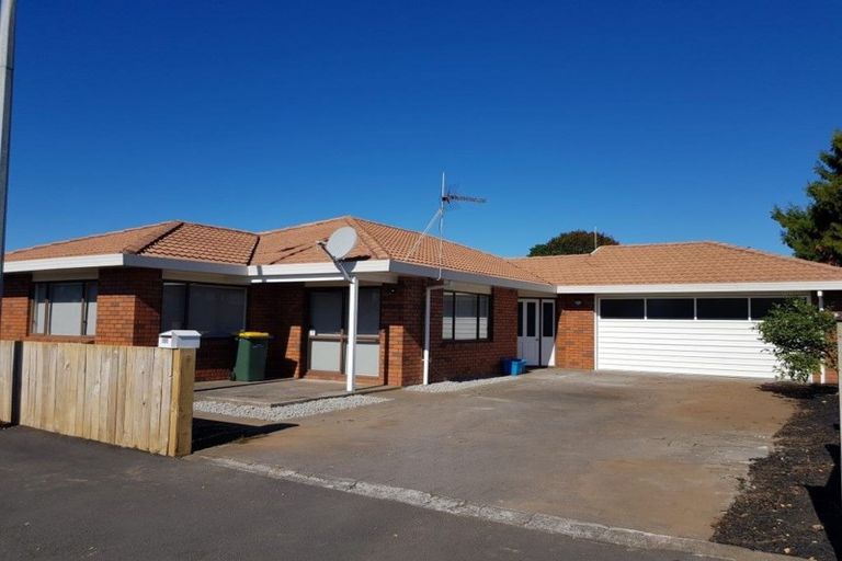 Photo of property in 195 Powderham Street, New Plymouth, 4310