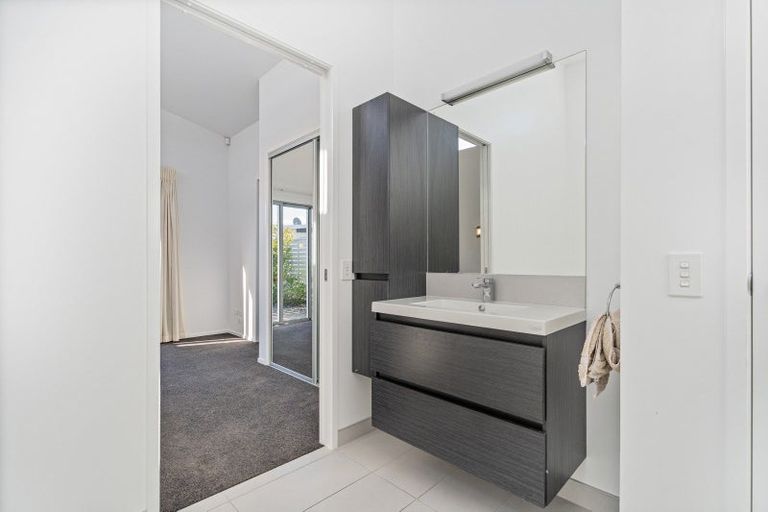 Photo of property in 16 Vanita Drive, Whitianga, 3510