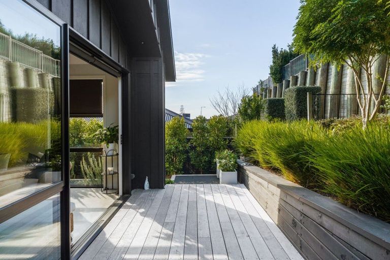 Photo of property in 5 Ridge Drive, Omokoroa, 3114