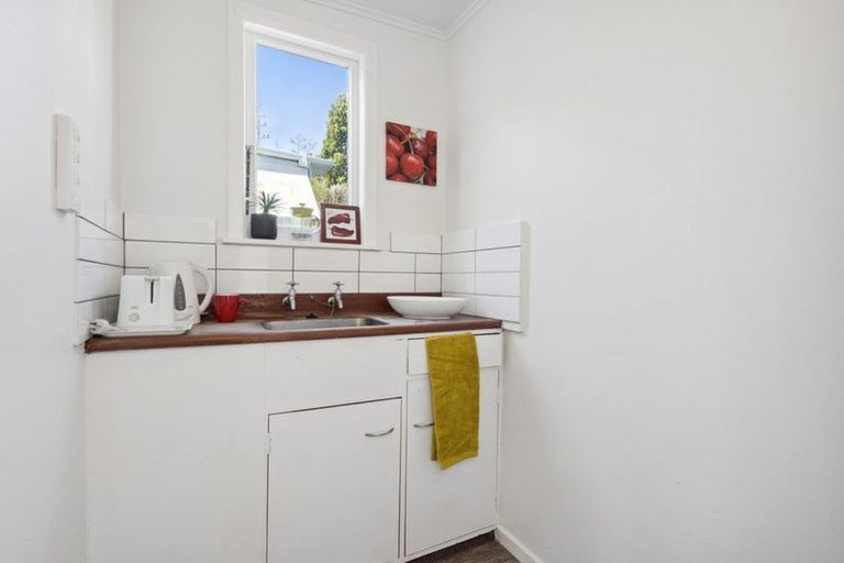 Photo of property in 18 Harper Street, Newtown, Wellington, 6021