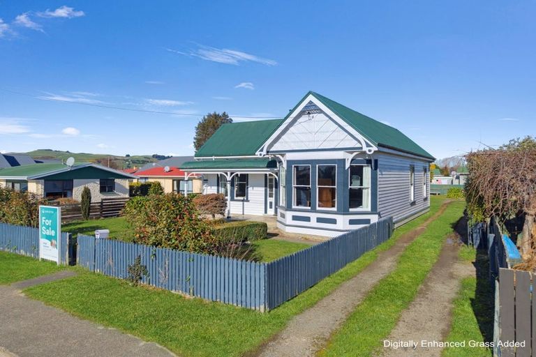 Photo of property in 22 Crombie Street, Gore, 9710