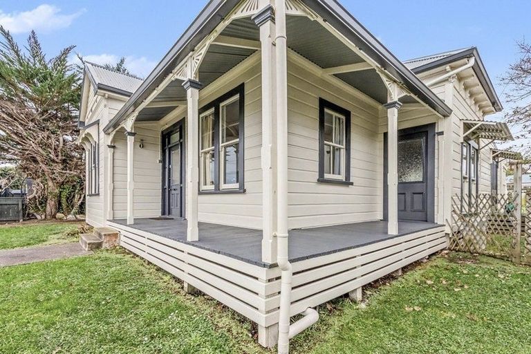 Photo of property in 12 Hunia Street, Marton, 4710
