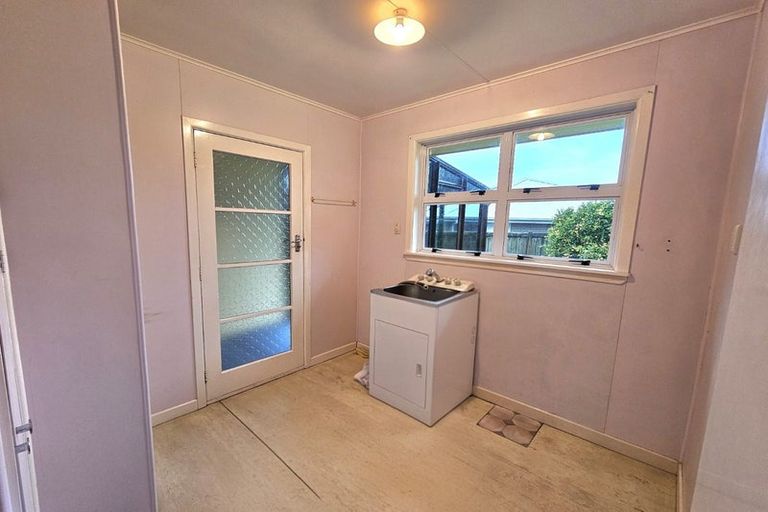 Photo of property in 61a Brois Street, Frankleigh Park, New Plymouth, 4310