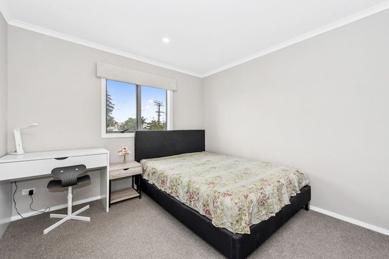 Photo of property in 2/144 Old Farm Road, Hamilton East, Hamilton, 3216