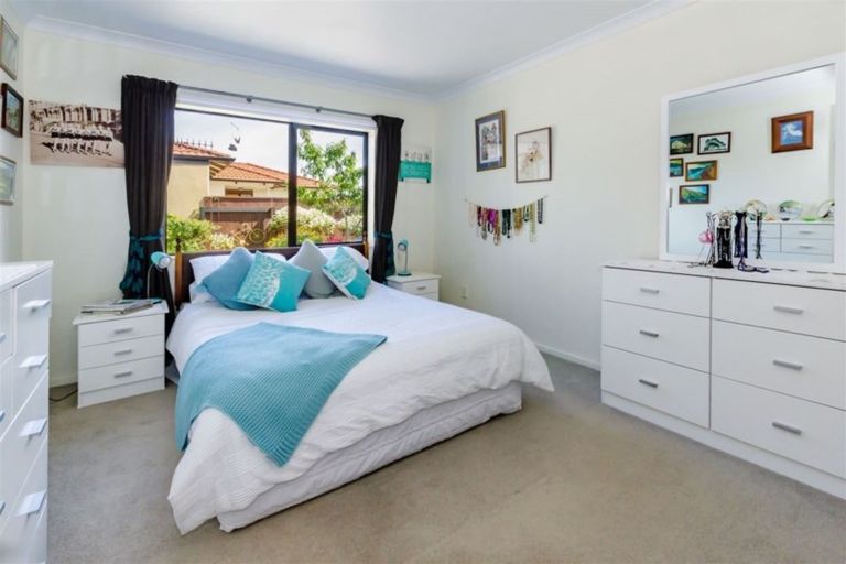 Photo of property in 3 Central Park, Paraparaumu Beach, Paraparaumu, 5032