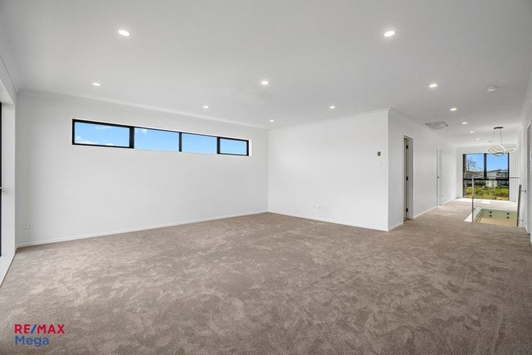 Photo of property in 14 Urney Drive, Flat Bush, Auckland, 2019