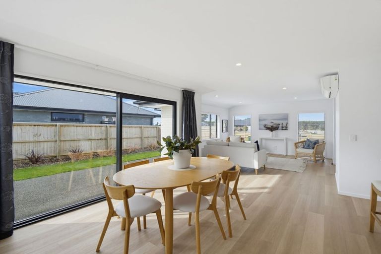 Photo of property in 14 Panama Crescent, West Melton, 7618