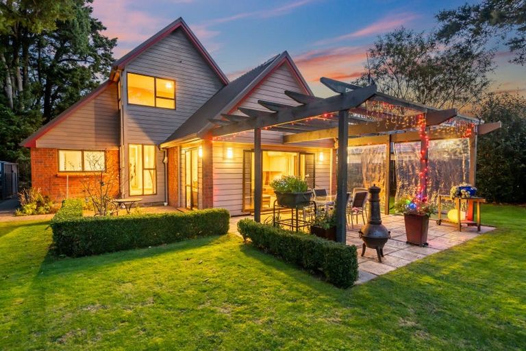 Photo of property in 9 Johnswood Grove, Clouston Park, Upper Hutt, 5018