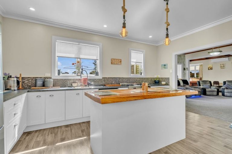 Photo of property in 62 Norton Street, Te Kopuru, 0391