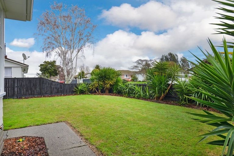 Photo of property in 55 Lipscombe Crescent, Havelock North, 4130